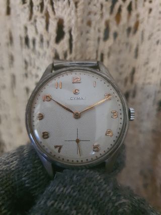 Reloj Cyma Jumbo de cuerda antiguo