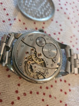 Reloj Cyma Jumbo de cuerda antiguo