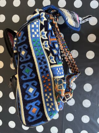 Mochila motivos geométricos