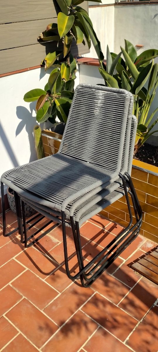 Sillas exteriores (4)