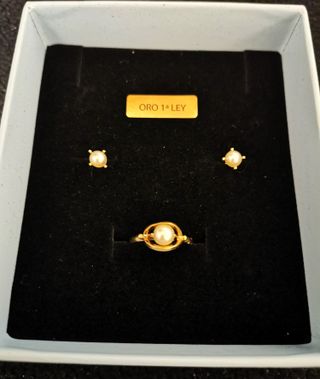 Conjunto niña Anillo y pendientes de Oro 18K perla