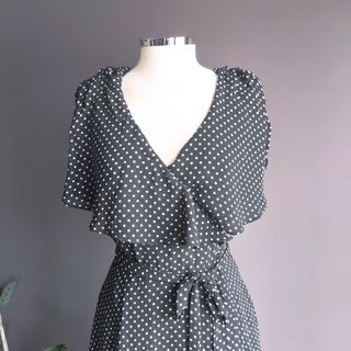 Vestido gasa negra topos blancos retro
