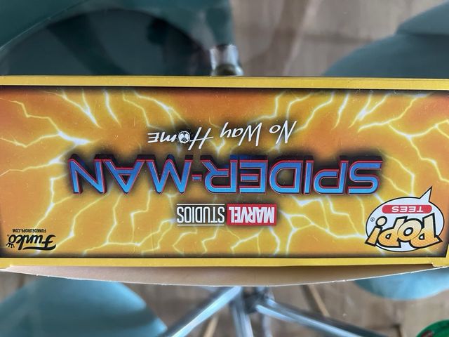 Funko pop spider man mas camiseta