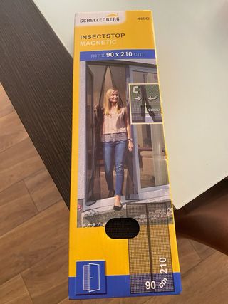 Mosquitera magnética para puerta