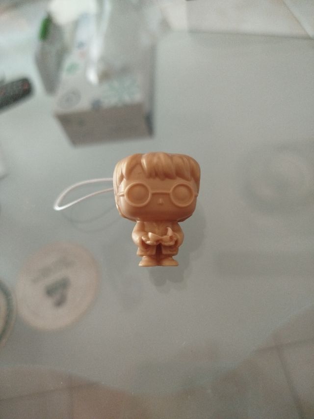 💛 Funko Harry Potter dorado (Kinder) 