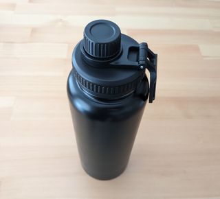 Bidón térmico botella 1L Inox tapón rosca, negro