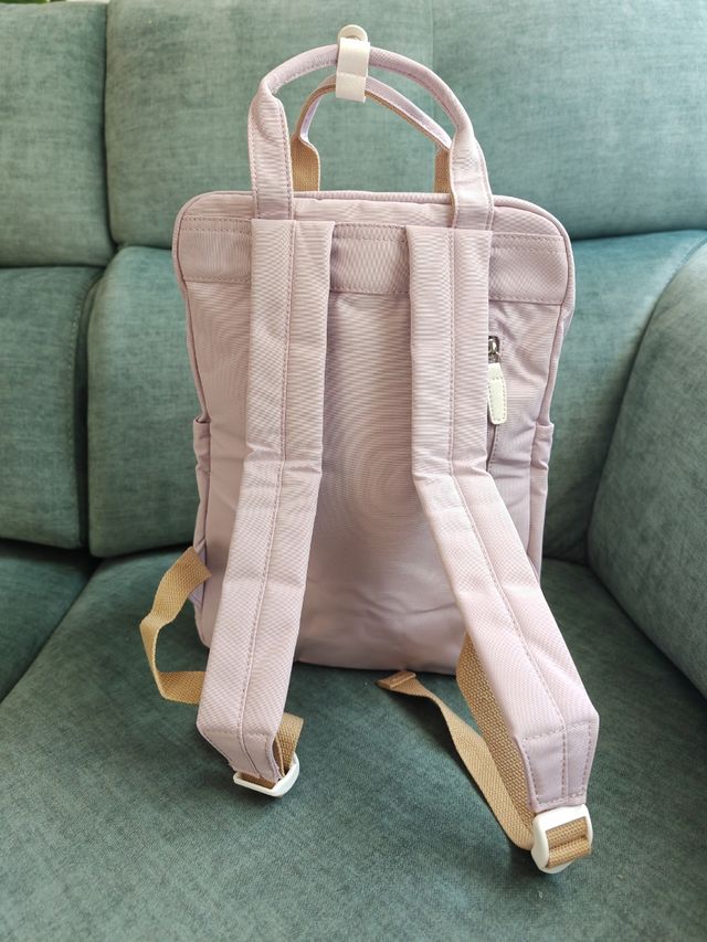 Mochila urbana malva Nueva