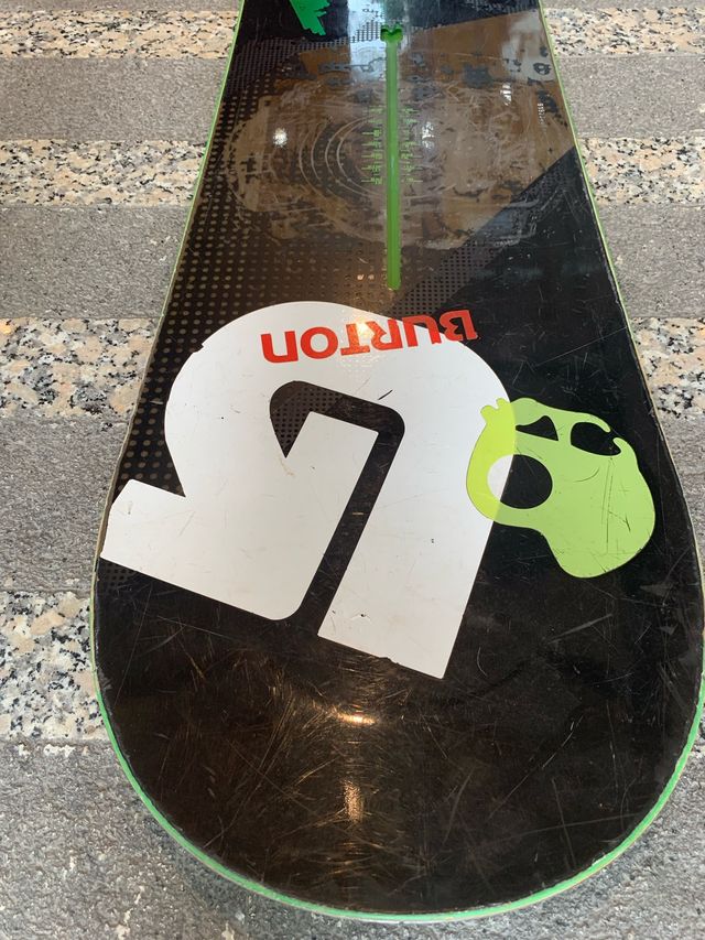 Tabla de Snowboard Burton Hero 149