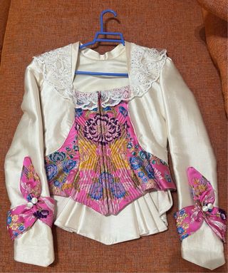 Traje del siglo fallera