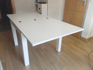 Mesa extensible cuadrada comedor “Banak”