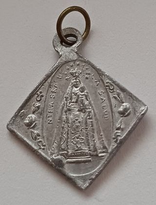 Antigua medalla Nuestra Sra de la Salud