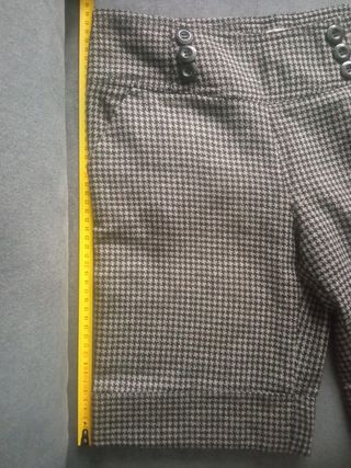Bermuda / shorts