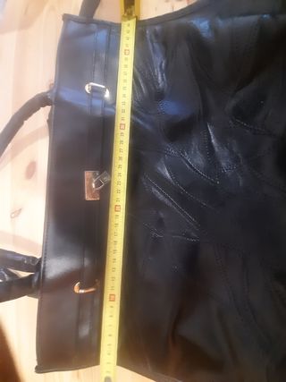 Bolso de piel