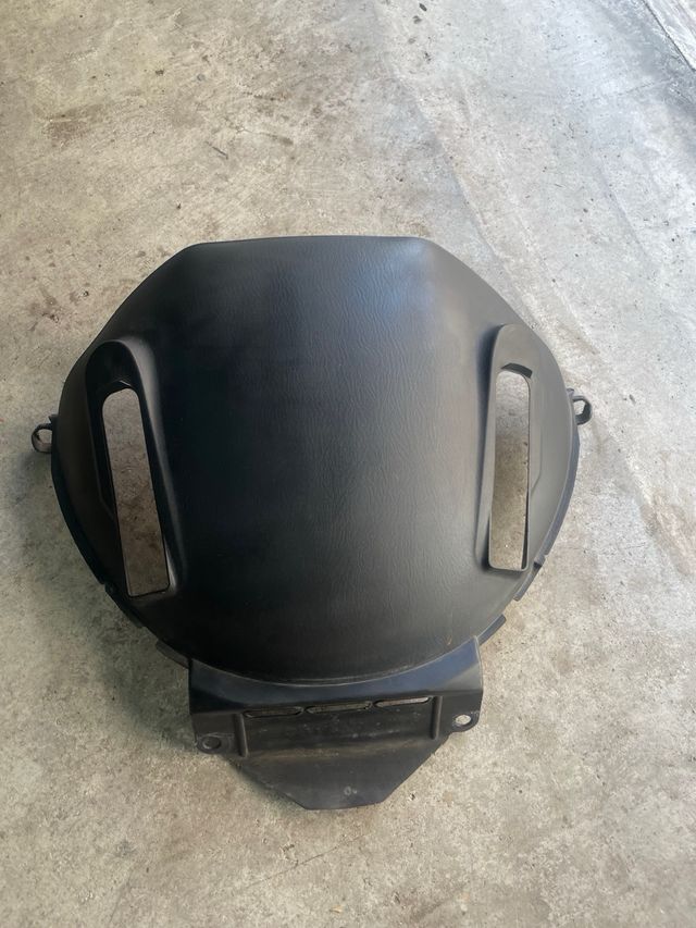 Tapa superior marcador Burgman 650