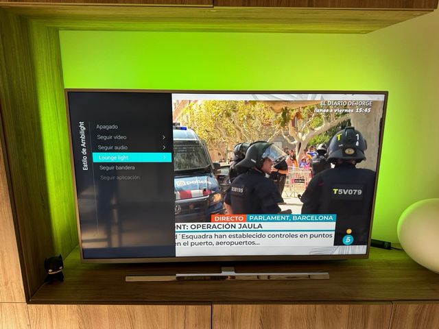 Smart TV Philips 4K UHD LED 50” ambilight