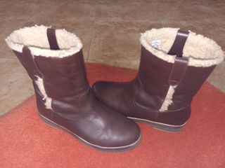 Lote varios pares de botas con muy poco uso 
