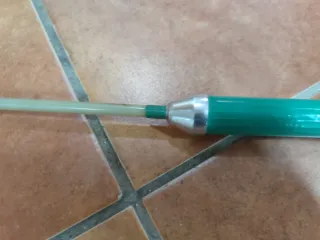 Caña de pescar antigua antigua (sin carrete)