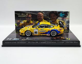 PORSCHE 911 GT3 RS T2M MOTORSPORT 1/43 MINICHAMPS