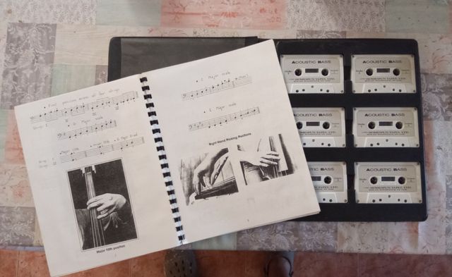 ACOUSTIC BASS ROB WASSERMAN LIBRO+6 CASSETTES.