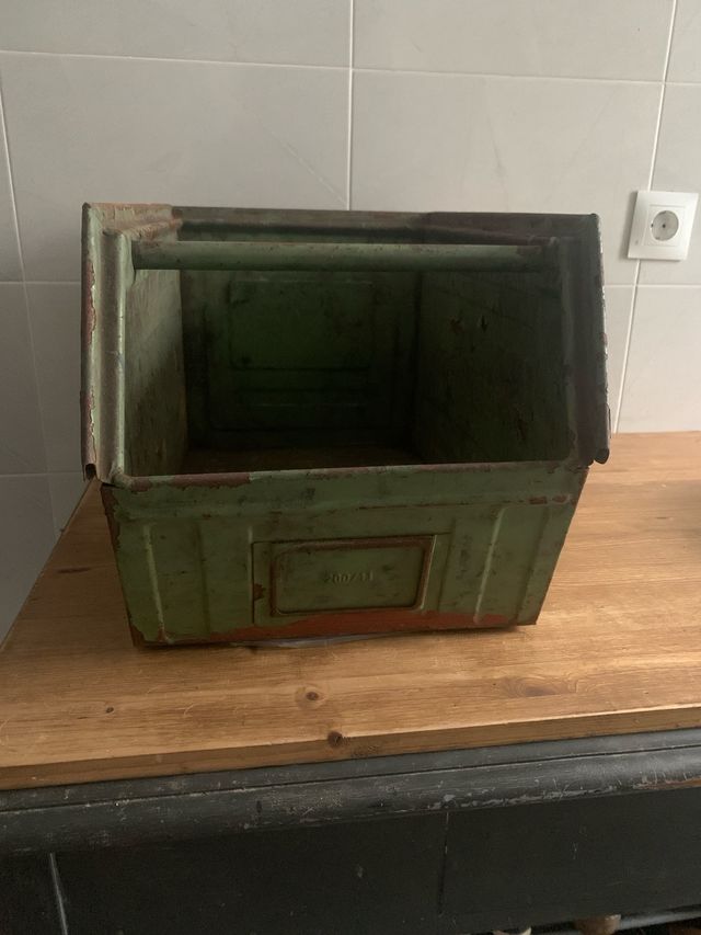 Vecchi cassetti industriali Rapidbox