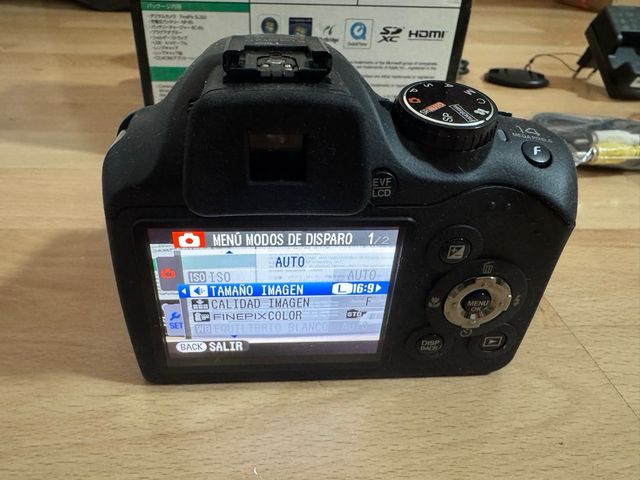 Pack electrónica Fujifilm + Moviles