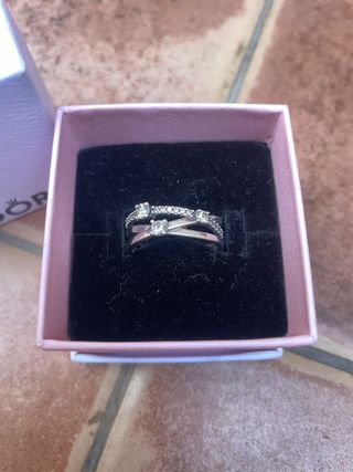 Anillo triple alianza brillante de Pandora