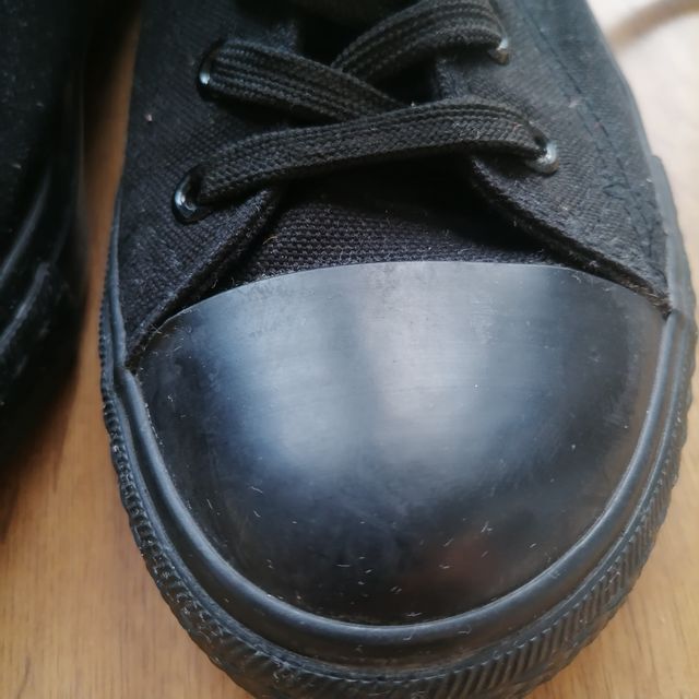 Zapatilla, estilo Converse