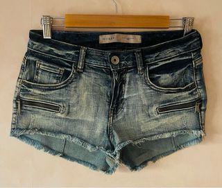 Shorts Guess