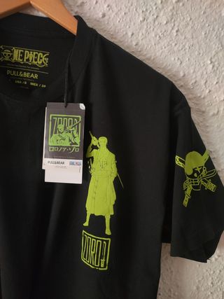 Camiseta One Piece x Pull & Bear