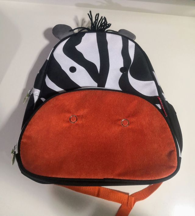 Mochila y bolsa almuerzo Skip Hop