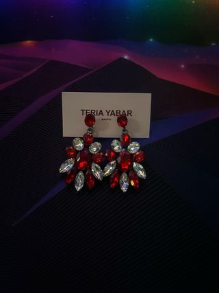 Pendientes Teria Yabar