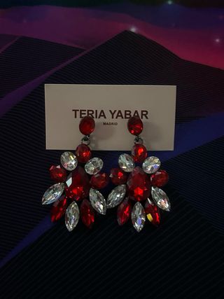 Pendientes Teria Yabar