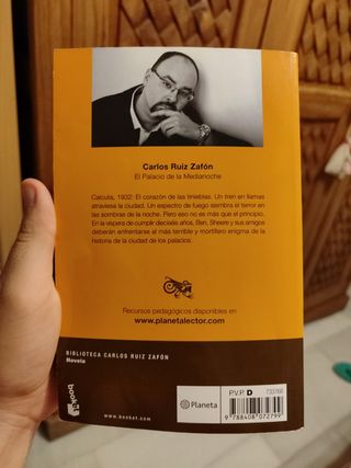 Libro El palacio de la medianoche 