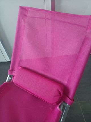 Piccola sdraio fucsia 