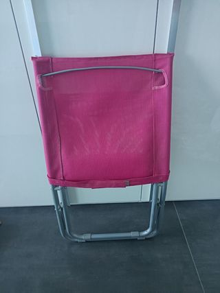 Piccola sdraio fucsia 