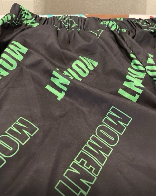 Pantalones negros y verdes Shein