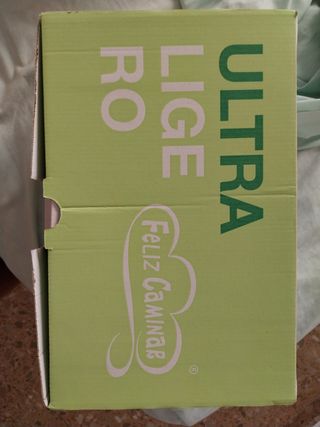 Zuecos feliz caminar