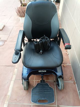 Silla ruedas eléctrica.