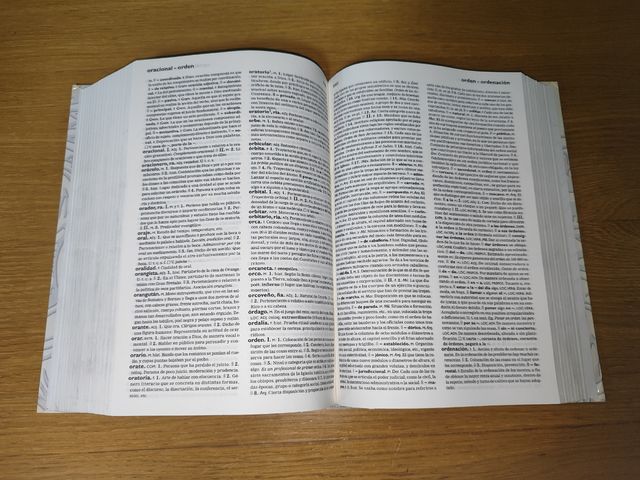 Diccionario esencial palabra española