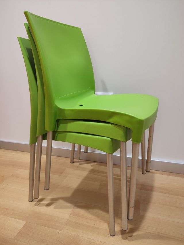 Sillas plástico