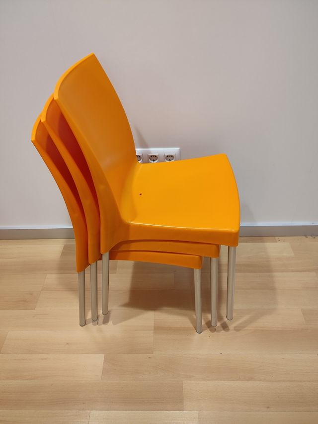 Sillas plástico color