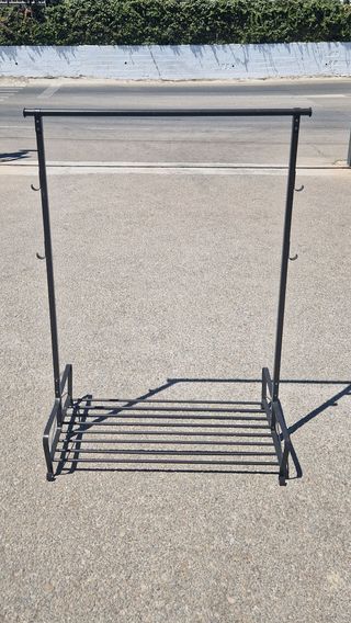 Ropero burro marca Ikea Portis