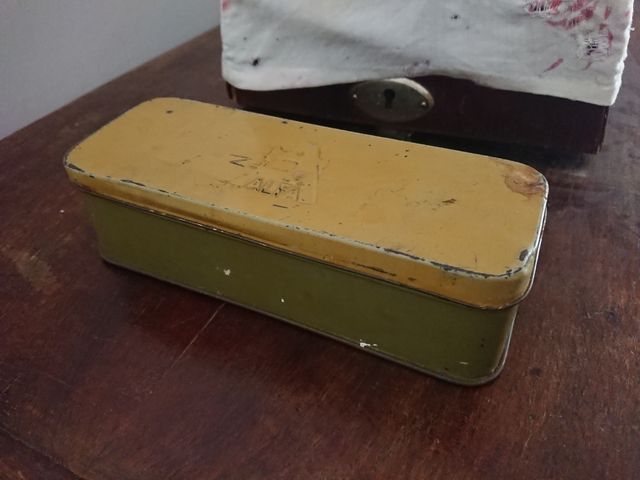 MÁQUINA DE COSER ALFA