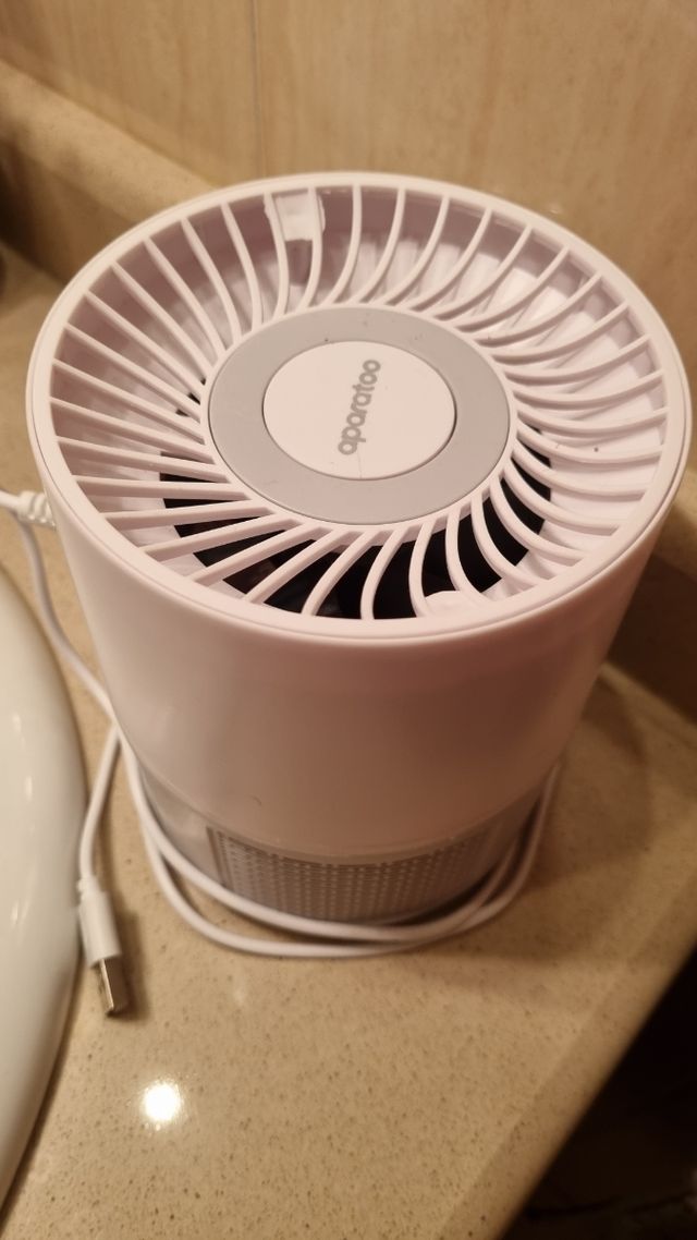 Lámpara antimosquitos eléctrica