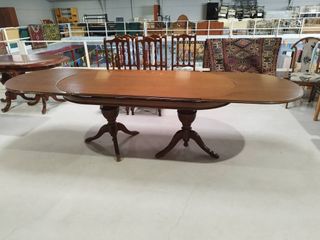 MESA DE COMEDOR EXTENSIBLE