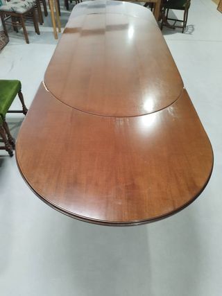 MESA DE COMEDOR EXTENSIBLE