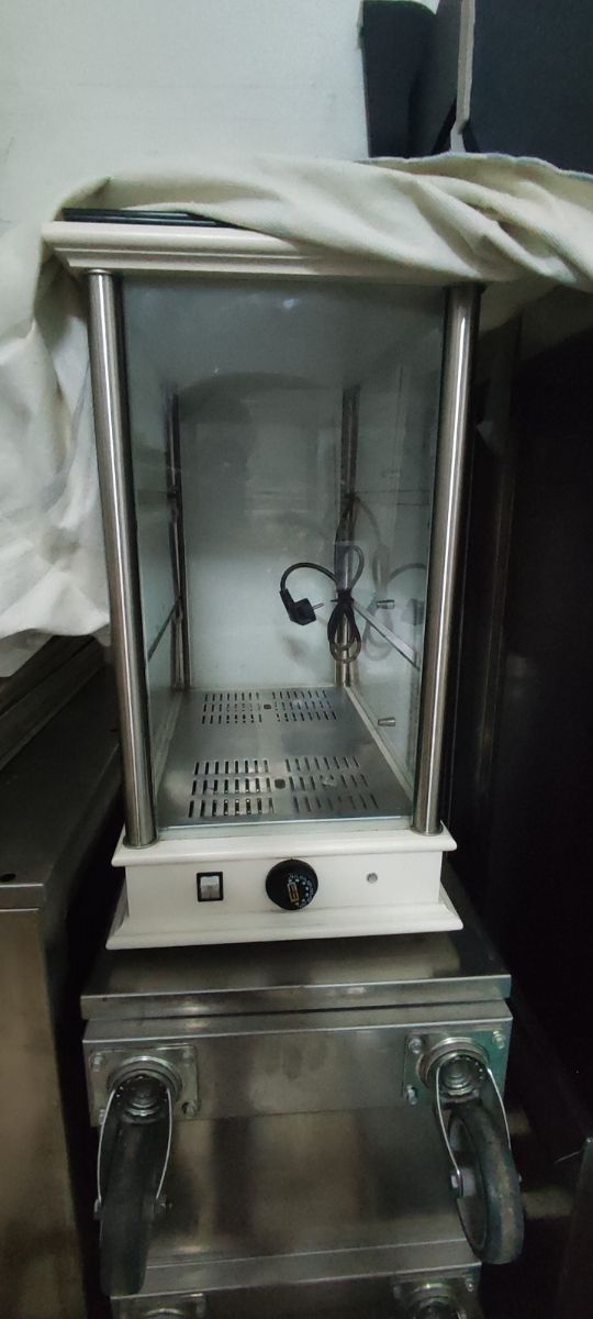 Vetrina per cornetti