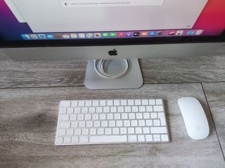 iMac 21,5 (2015) Core i5 de 4 nucleo 2,8 GHz