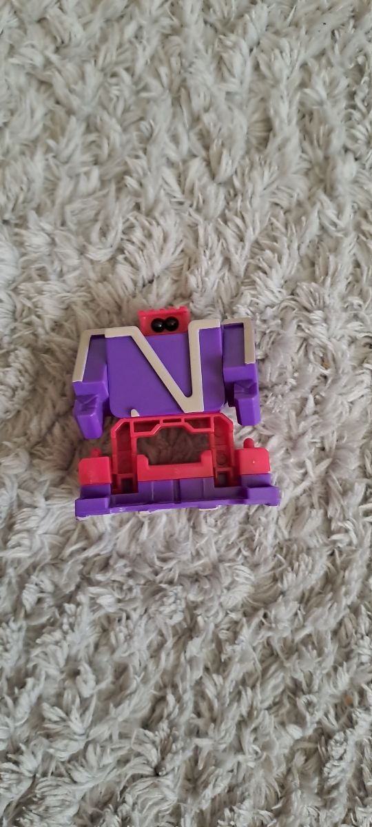 Mini transformer letra N