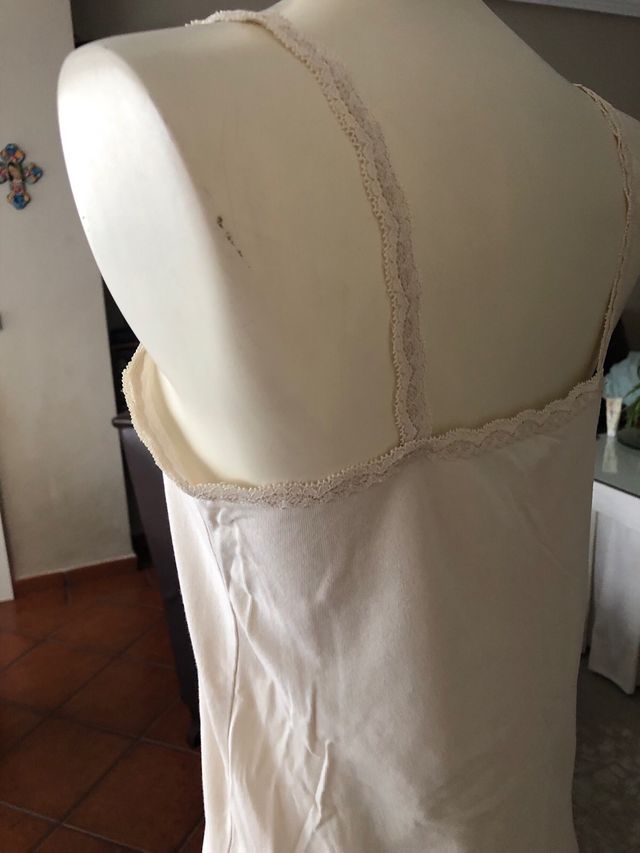 Top Camiseta Tirantes Color Crudo M&S